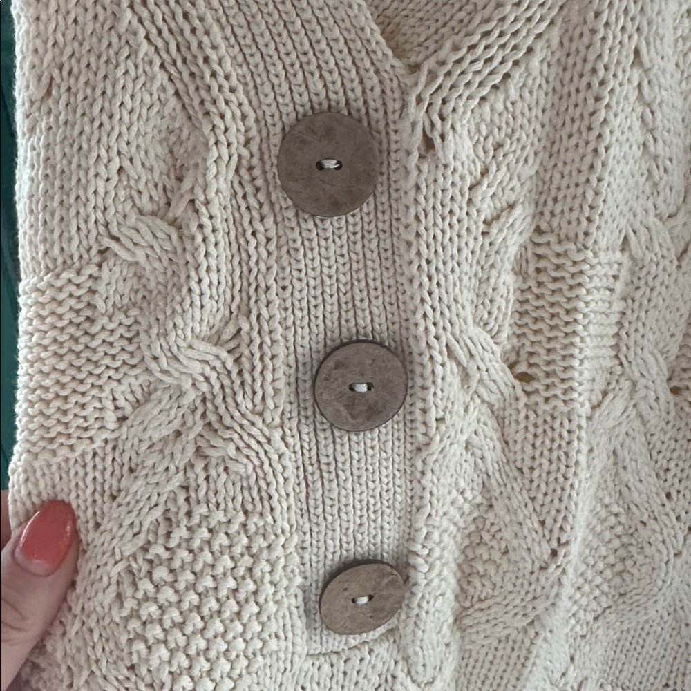 Sundance Cream Knit Top Euc - image 4